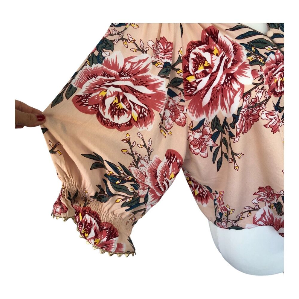 Z&L Made With Love Short Sleeve Floral V Neck Front Tie Cropped Top Sz M - Picture 5 of 15